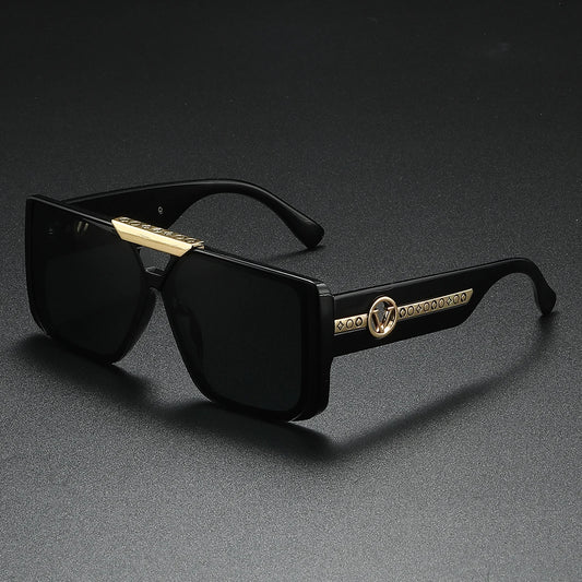 Retro Black Square Sunglasses